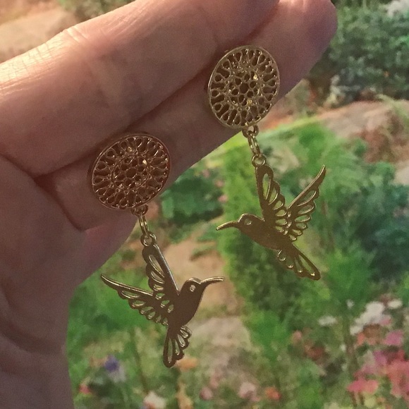 Hummingbird gold earrings handmade BEAUTIFUL new - Picture 2 of 12